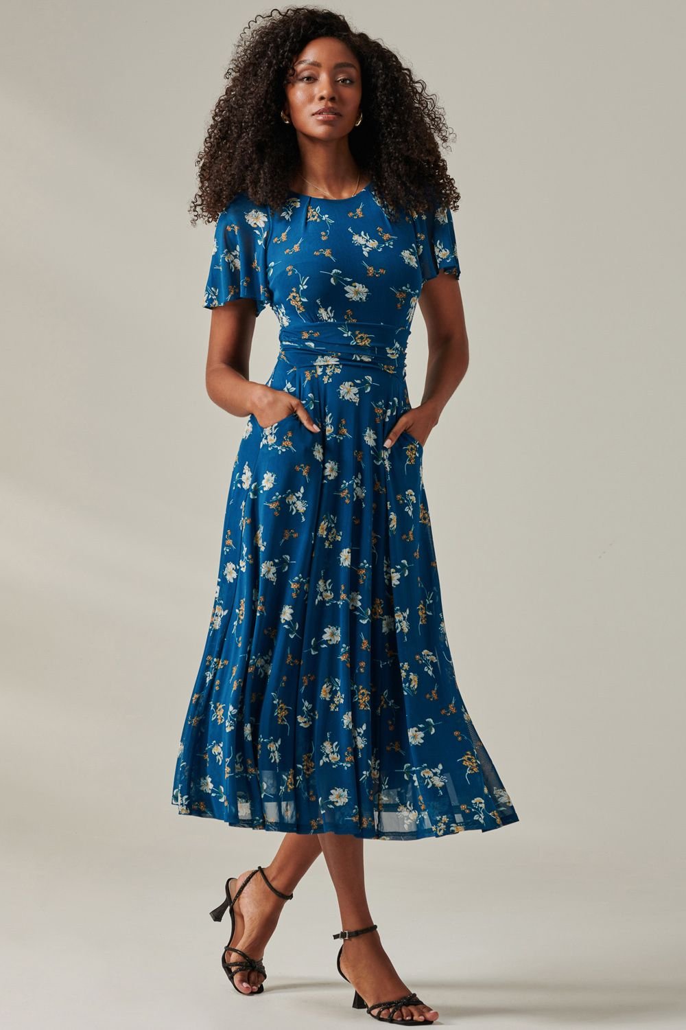 Jolie Moi Jolie Moi Women's Harlie Floral Mesh Maxi Dress in Blue - 2