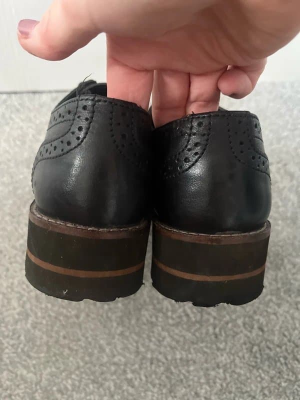 ASOS ASOS brogues As New size 6 Leather coated
