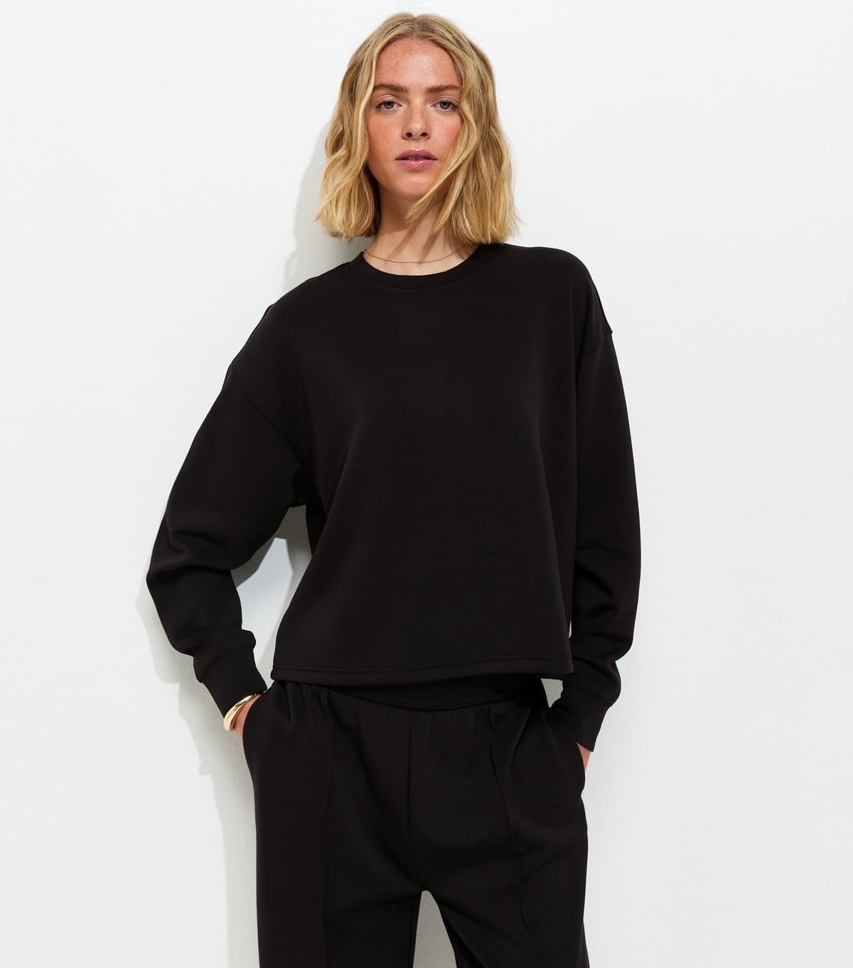 New Look New Look Black Oversized Crew Neck Sweatshirt