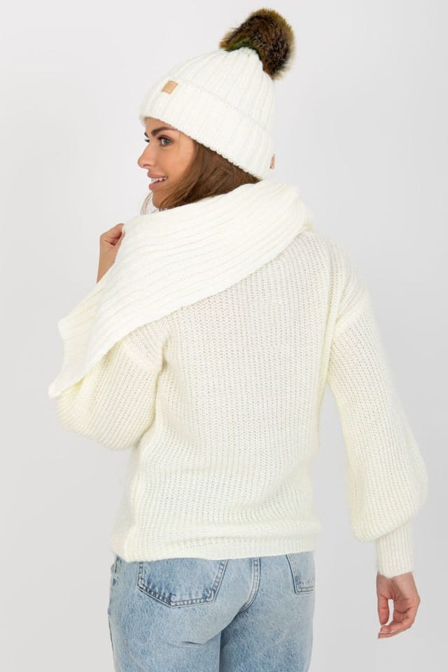 Love Lace Love Lace Women's Winter Hat & Scarf Set for Cold Weather Comfort Everyday Wear in Beige - 3