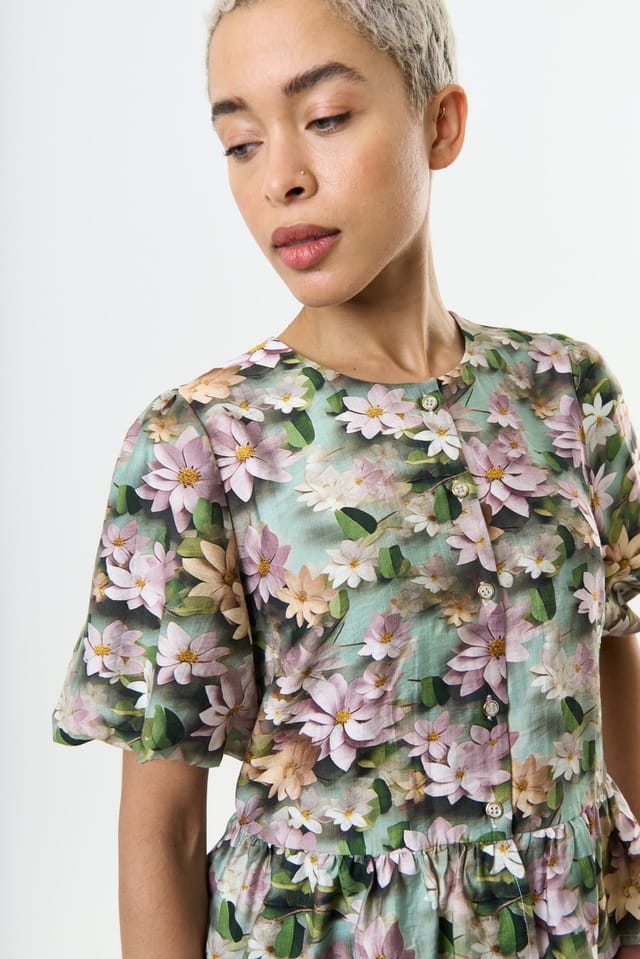 Louche Louche Women's Camile 3D Daisy Print Peplum Blouse - Green - 3