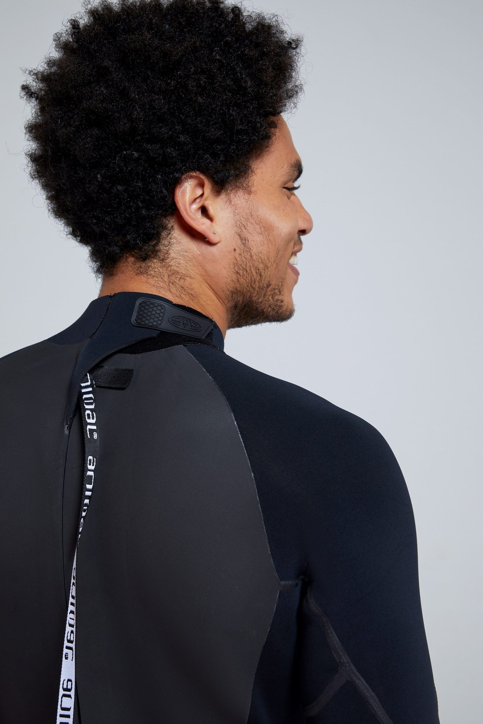 Animal Animal Men's 'Holmes' UV Protect 5mm Neoprene GBS Seams Full Body Winter Wetsuit in Black - 4
