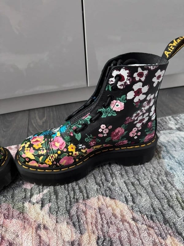 Dr. Martens Dr Martens Sinclair Floral Mash Up Backhand Platform Boots Black UK 7 BNIB - 1