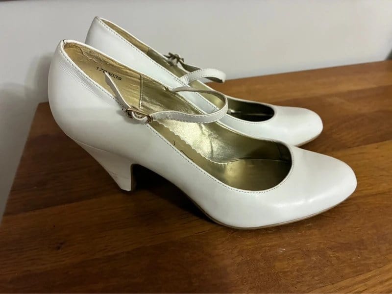 New Look White leather size 7 shoes - 1