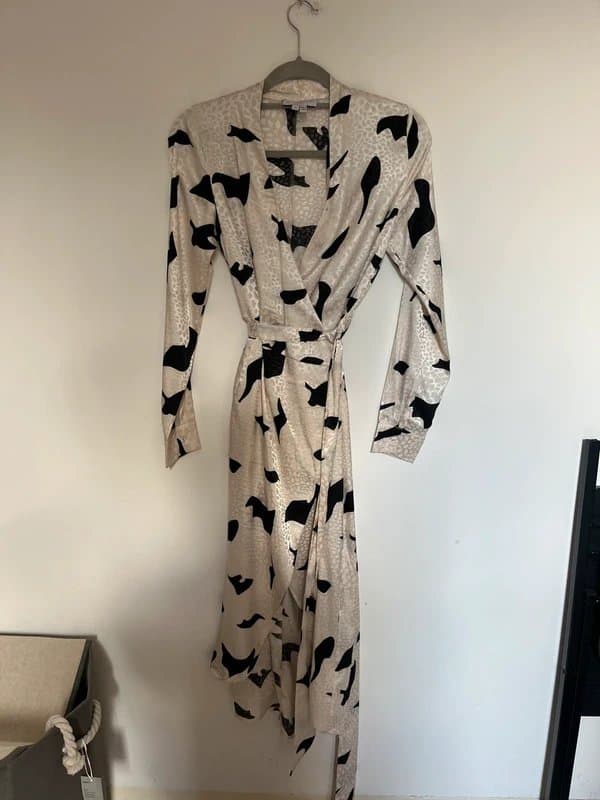 Never Fully Dressed Never fully dressed white bird wrap dress