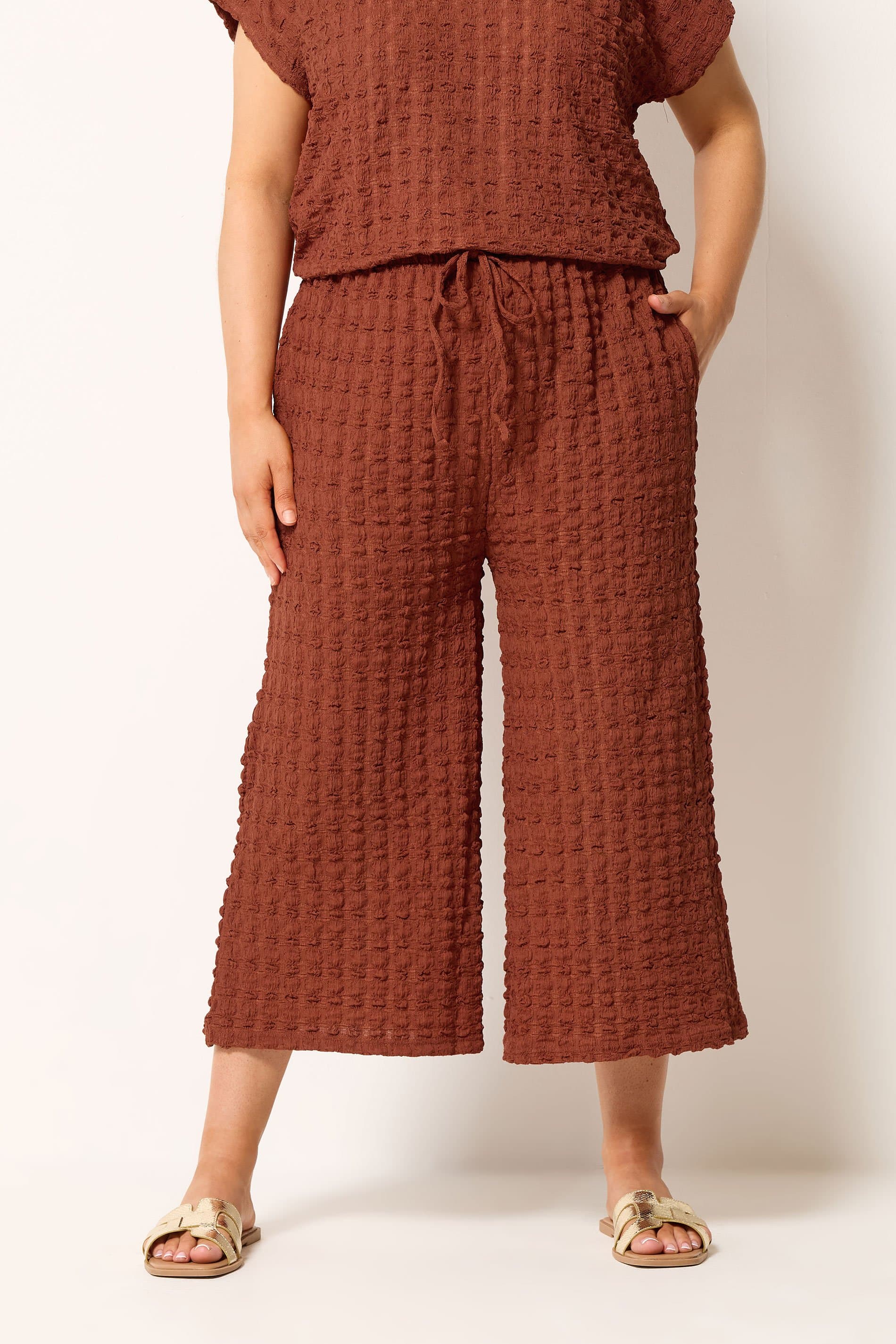 Yours Plus Size Rust Orange Bubble Textured Cropped Trousers