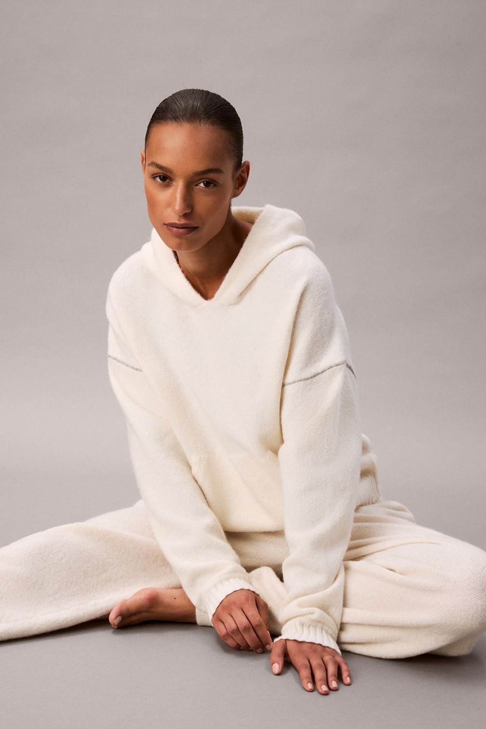 Calvin Klein Calvin Klein Women's Plush Plush Hoodie. Ivory - 4