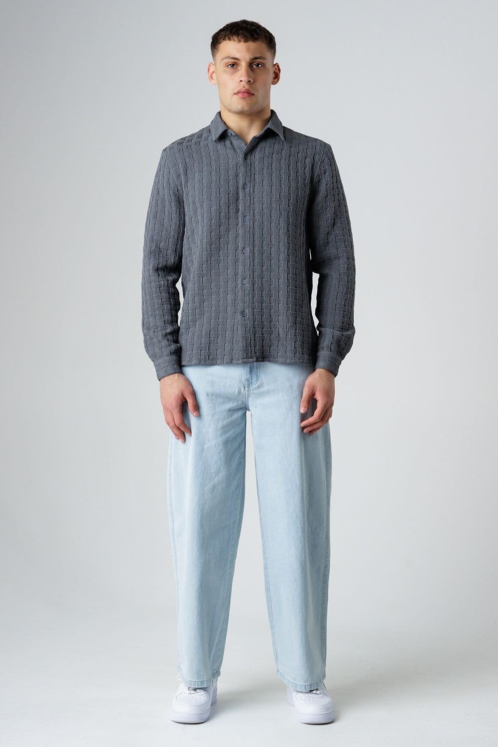 Influence Influence Men's Textured Long Sleeve Button Shirt in Grey - 4