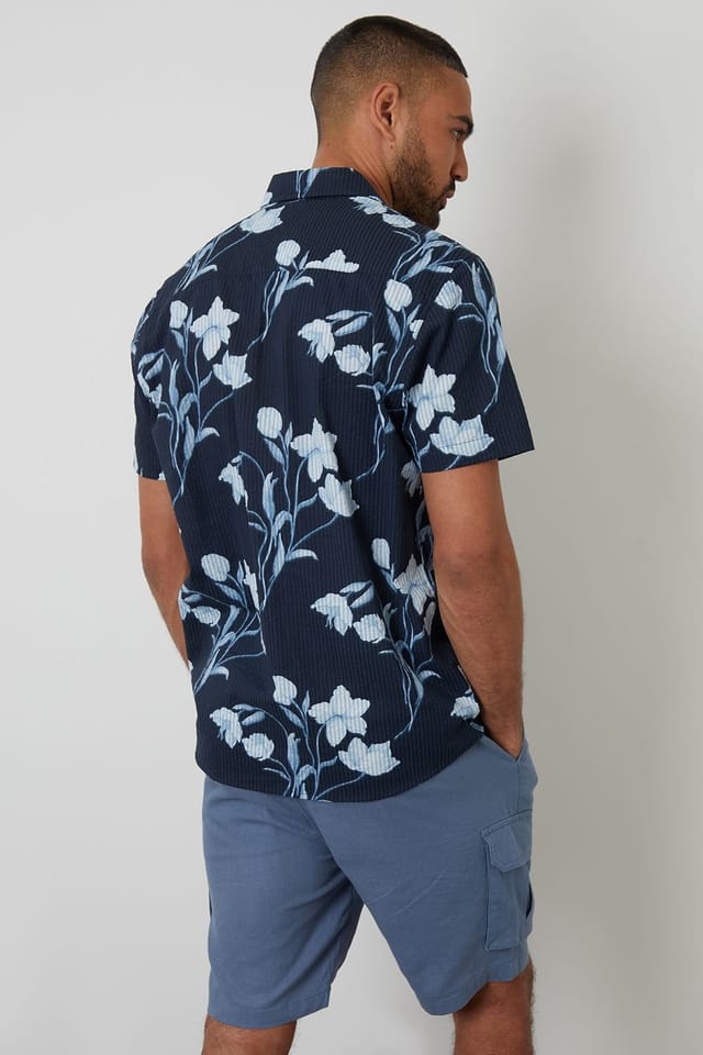 Threadbare Threadbare Men's Floral Print Short Sleeve Cotton Shirt in Navy - 2