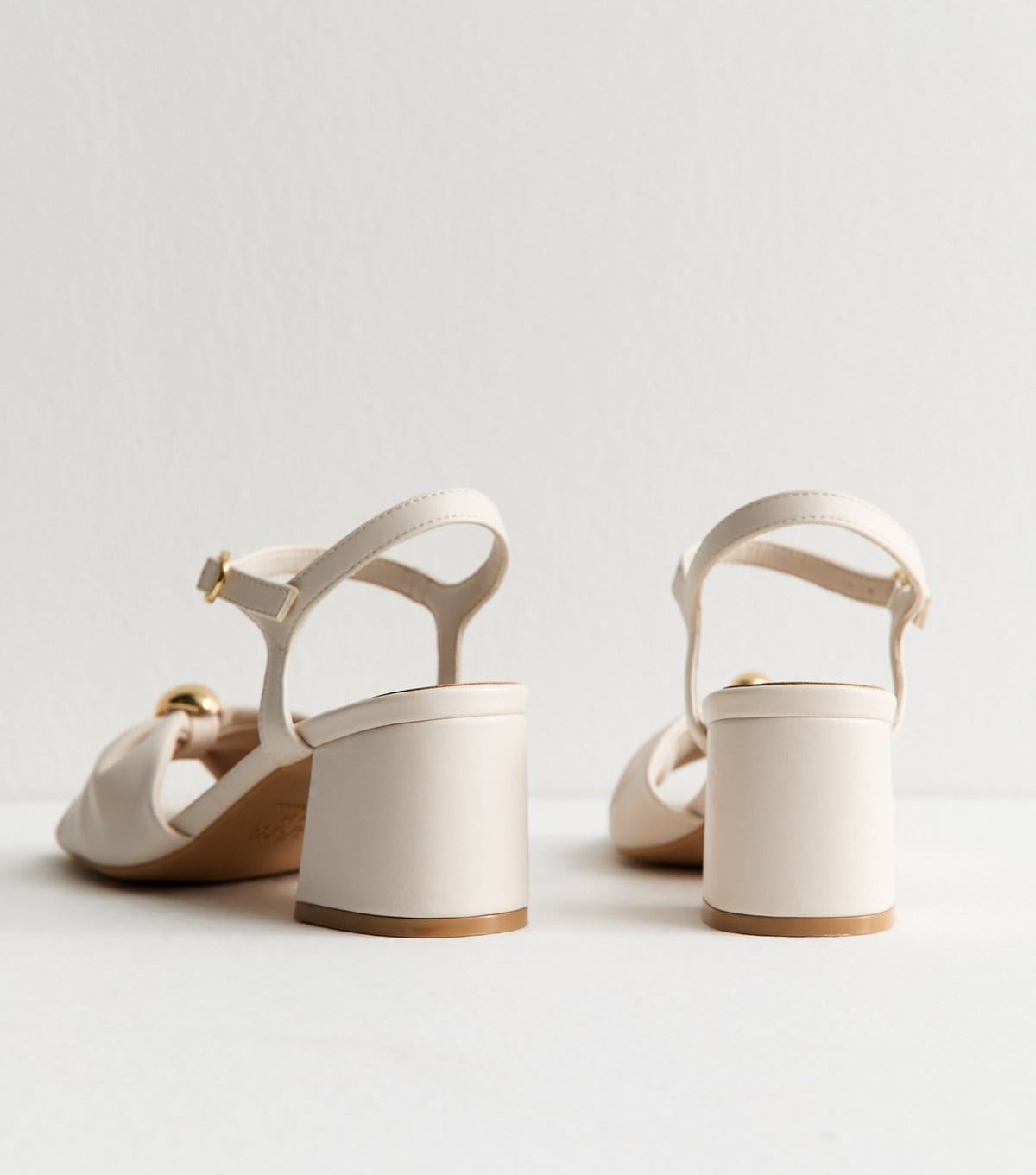 New Look Women's Wide Fit Off White Faux Leather Metal Ring Block Heel Sandals Vegan New Look - 4