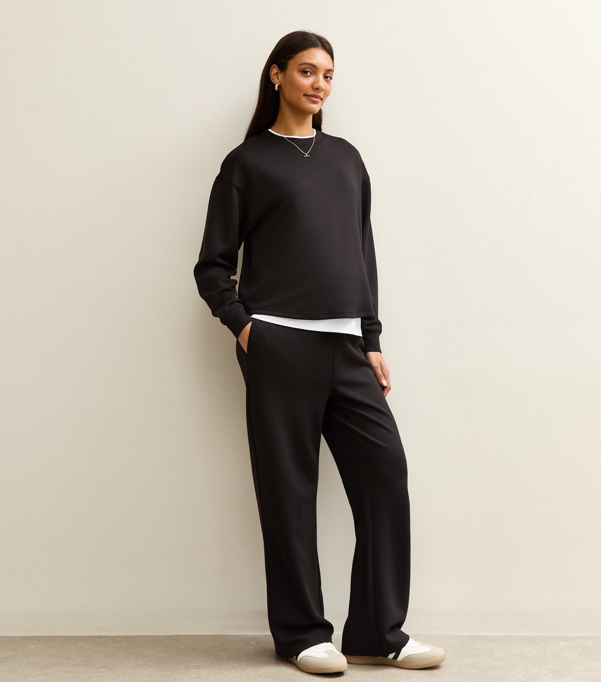 New Look Women's Maternity Premium Black Jersey Sweatshirt New Look - 3