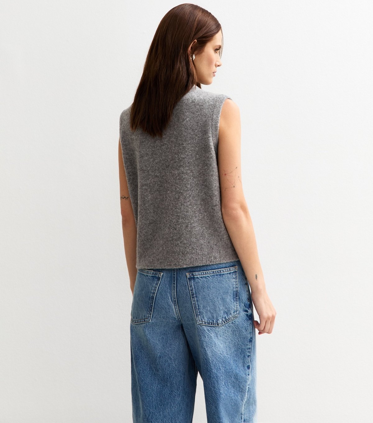 New Look Women's Grey Crew Neck Knit Vest New Look - 4