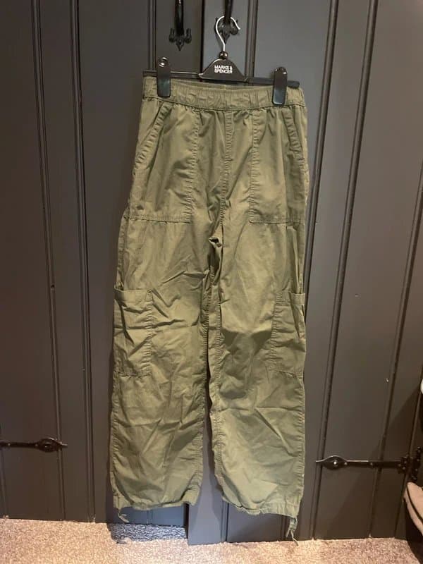 ASOS S ASOS green cargo pants