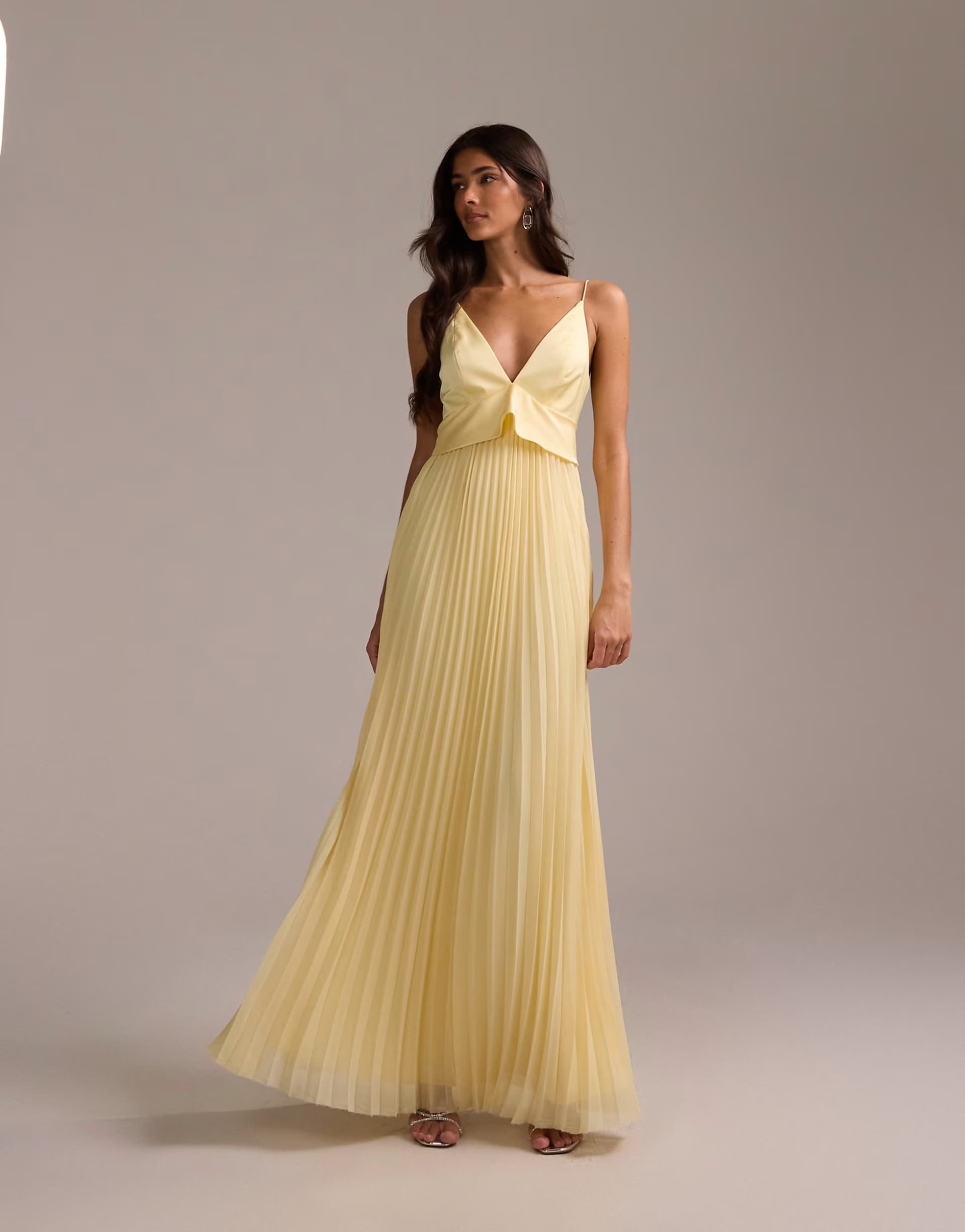ASOS ASOS DESIGN bridesmaids hybrid cami maxi dress with pleat skirt in lemon