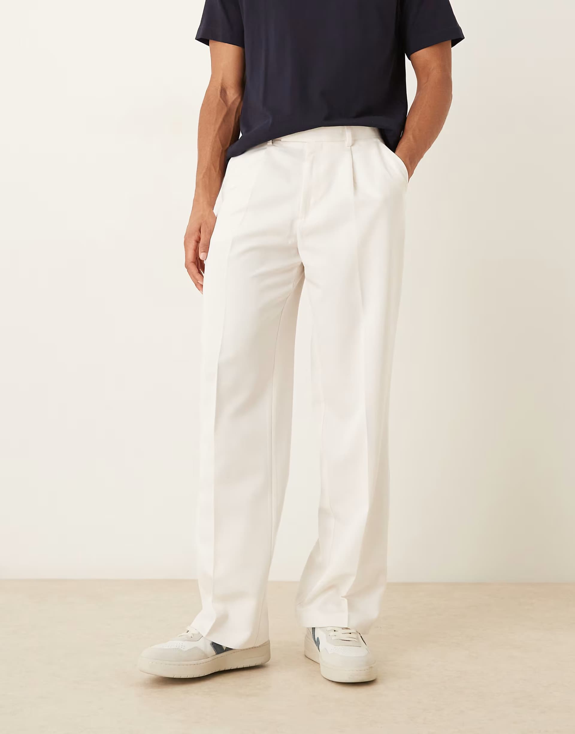 ASOS ASOS DESIGN smart pleated wide leg trousers in white