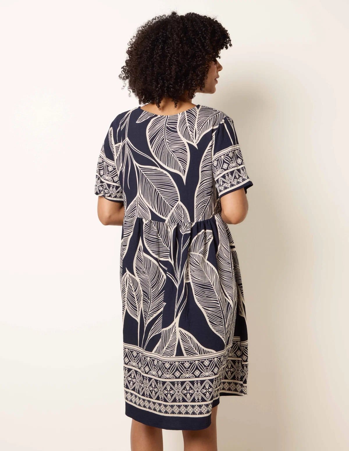 Blue Vanilla Dress With Tropical Leaf Print - 4
