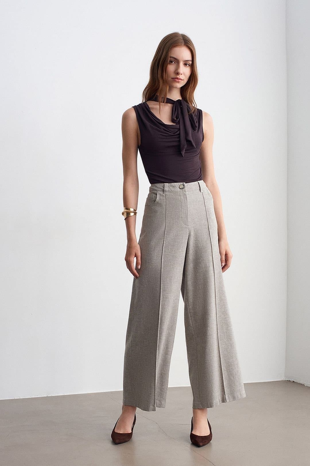 Dilvin Dilvin Women's High-Waist Wide-Leg Pleated Trousers in Light Grey