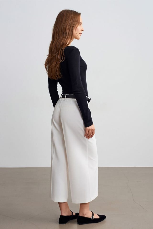 Dilvin Dilvin Women's High-Waist Belted Crepe Culottes in Off-White - 2