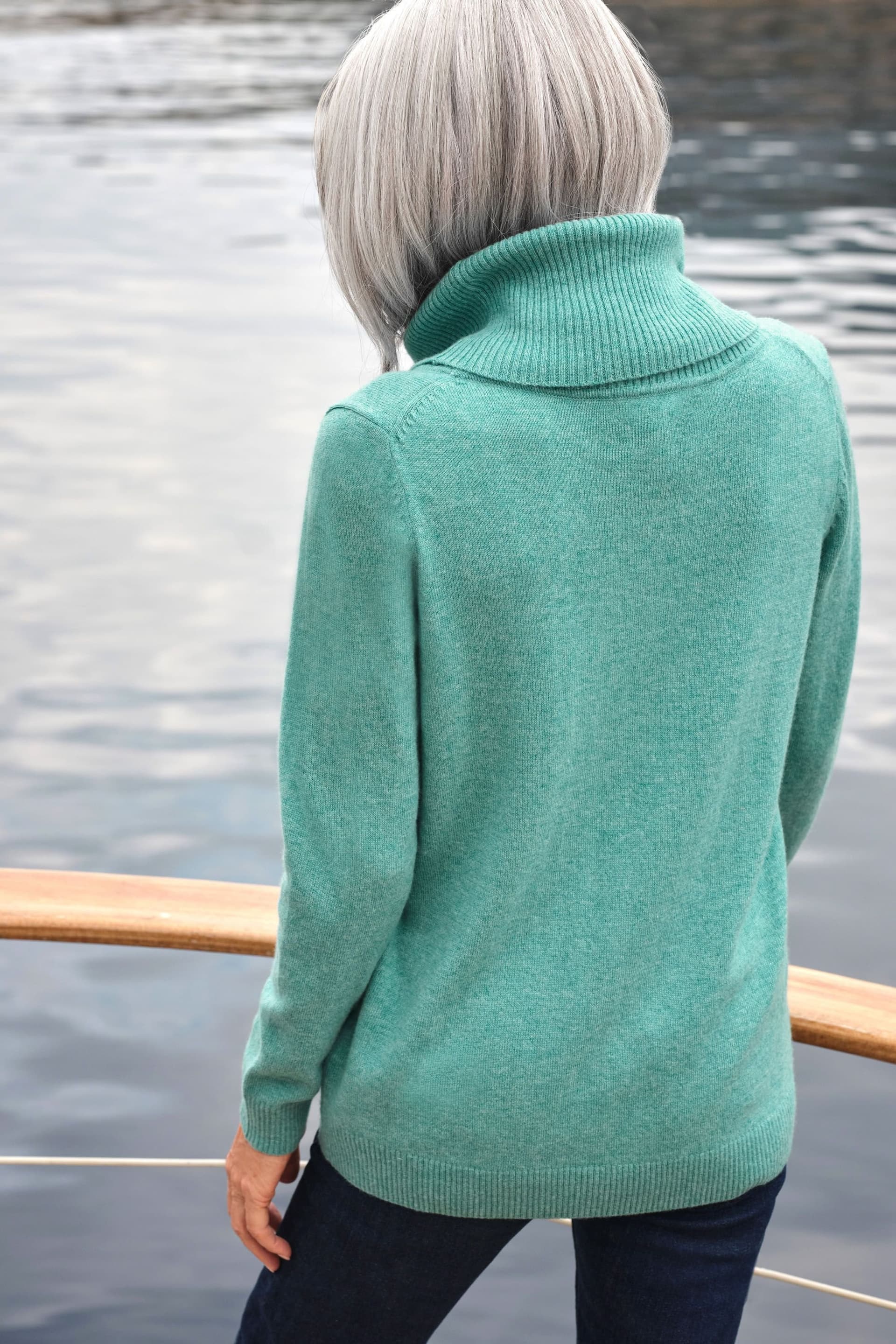 WoolOvers WoolOvers Women's Cashmere Merino Long Sleeve Cowl Neck Jumper in Green