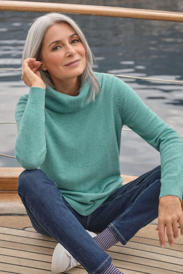 WoolOvers WoolOvers Women's Cashmere Merino Long Sleeve Cowl Neck Jumper in Green - 2