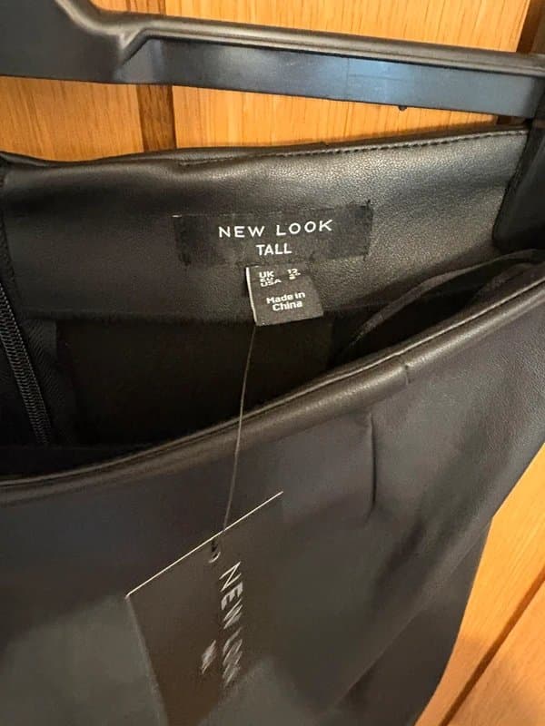 New Look Leather look skirt