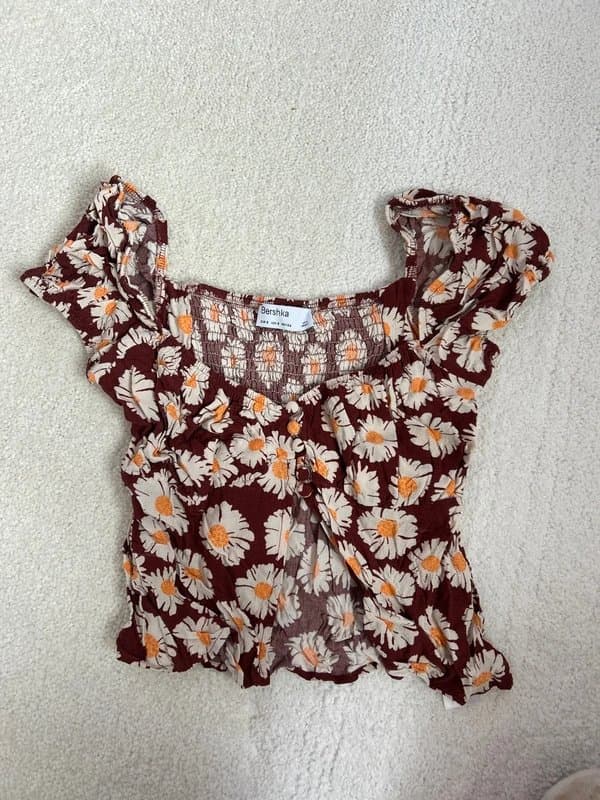 Bershka Bershka crop top size S