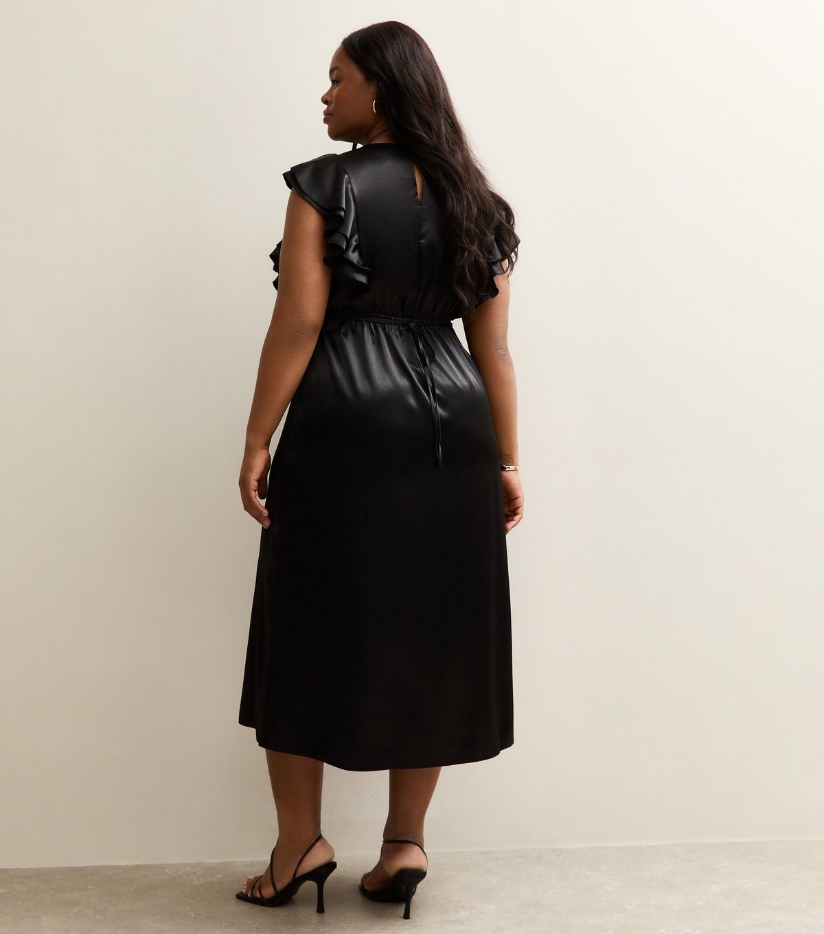 New Look Women's Plus Size Black Satin Ruffled Sleeve Midi Dress Curves New Look - 4