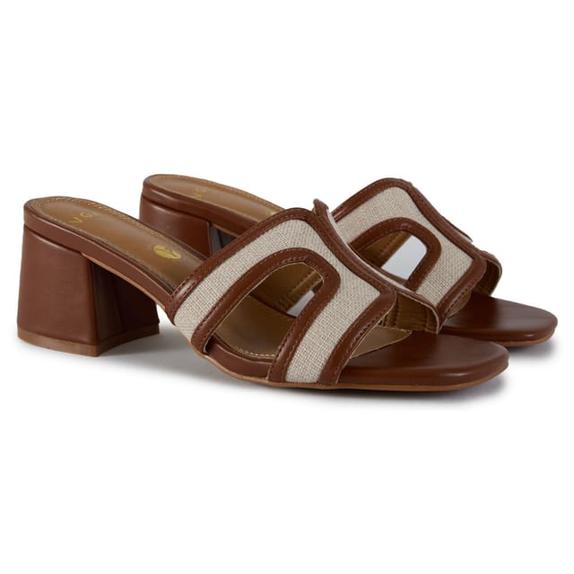 V.GAN V.GAN Women's Bok Heel Weave Sandals in Tan - 2