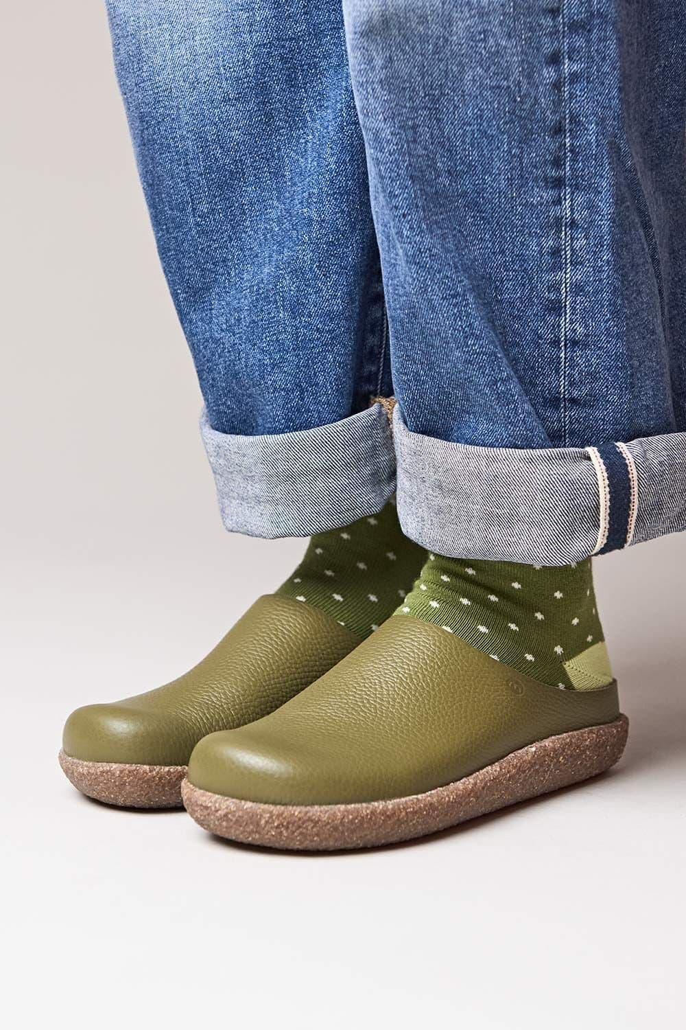 Moshulu Moshulu Women's Pevensey' Flexible Clogs in Olive