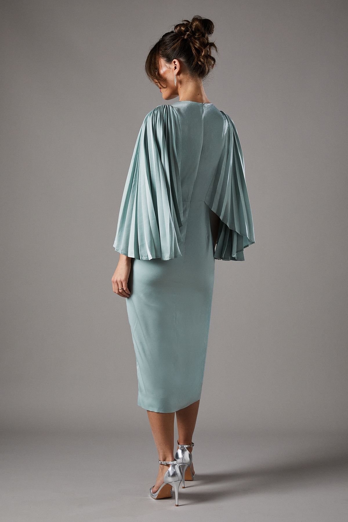 Coast Coast Women's Pleated Sleeve Satin Gown in Sage - 4