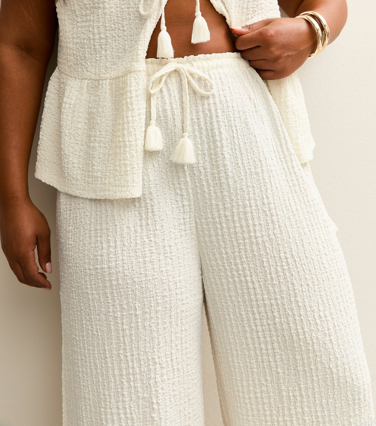 New Look Women's Plus Size Off White Textured Beach Trousers Curves New Look - 2