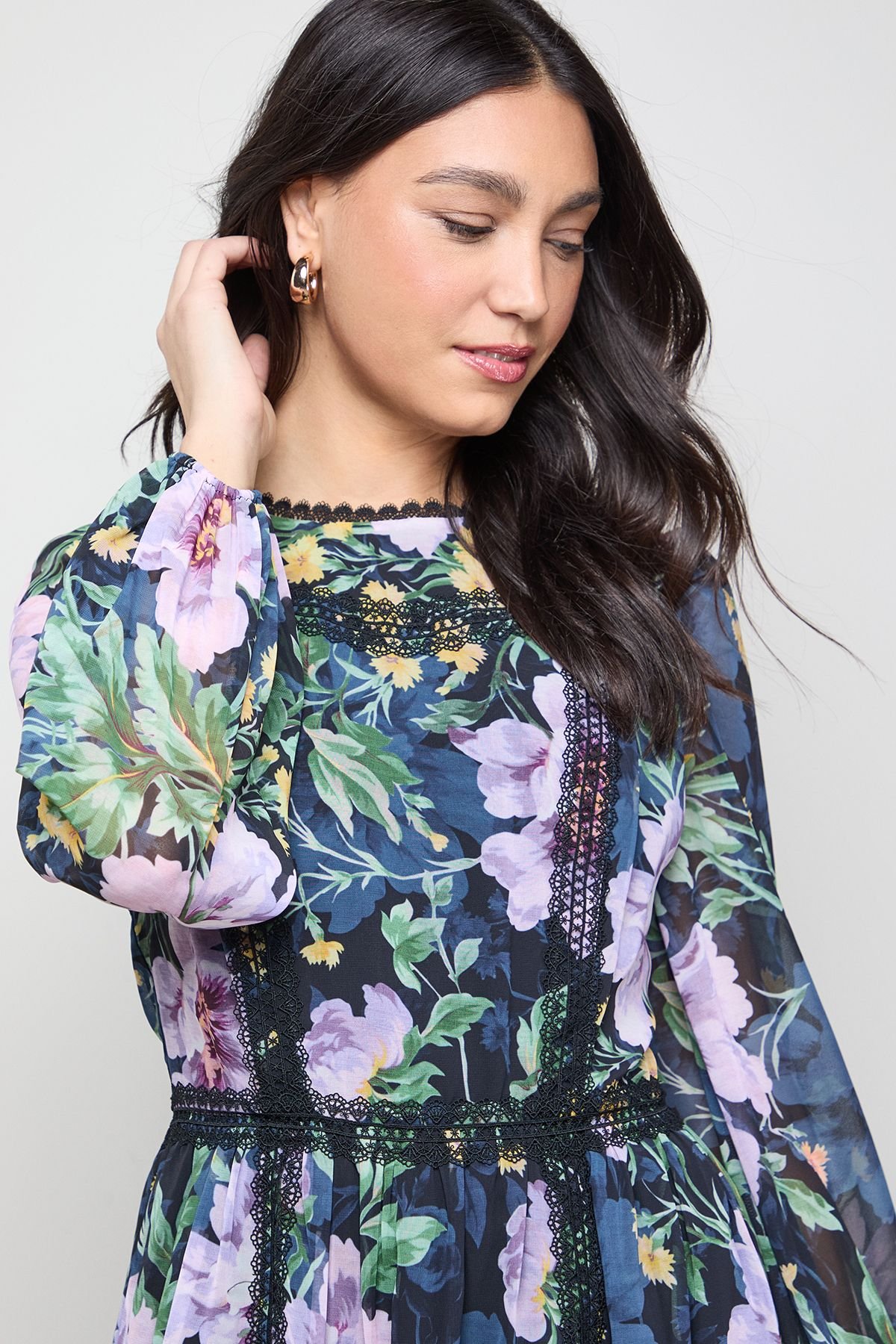 Oasis Oasis Women's Printed Lace Trim Balloon Sleeve Midi Smock Dress in Floral - 4