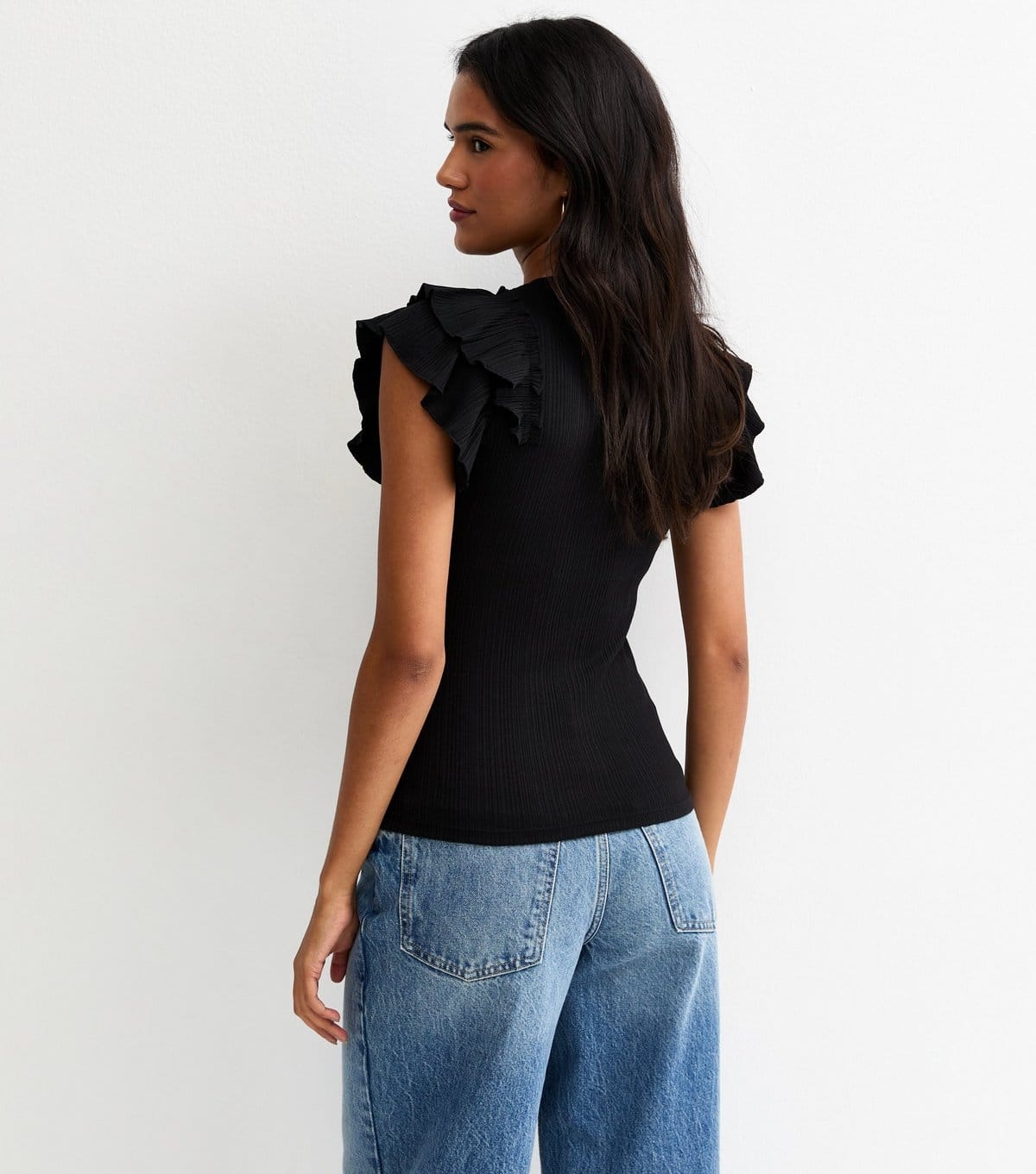 New Look Women's Black Ribbed Flutter Sleeve T-Shirt New Look - 4