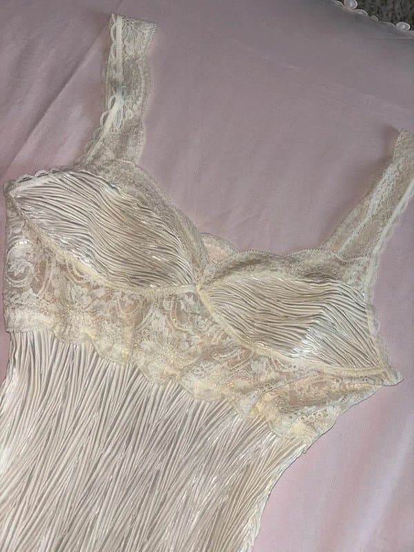 Italian vintage Vintage 1991 Italian Romantic Notions silky Lace Bodysuit – Handmade by Morris Cohen Ivory White