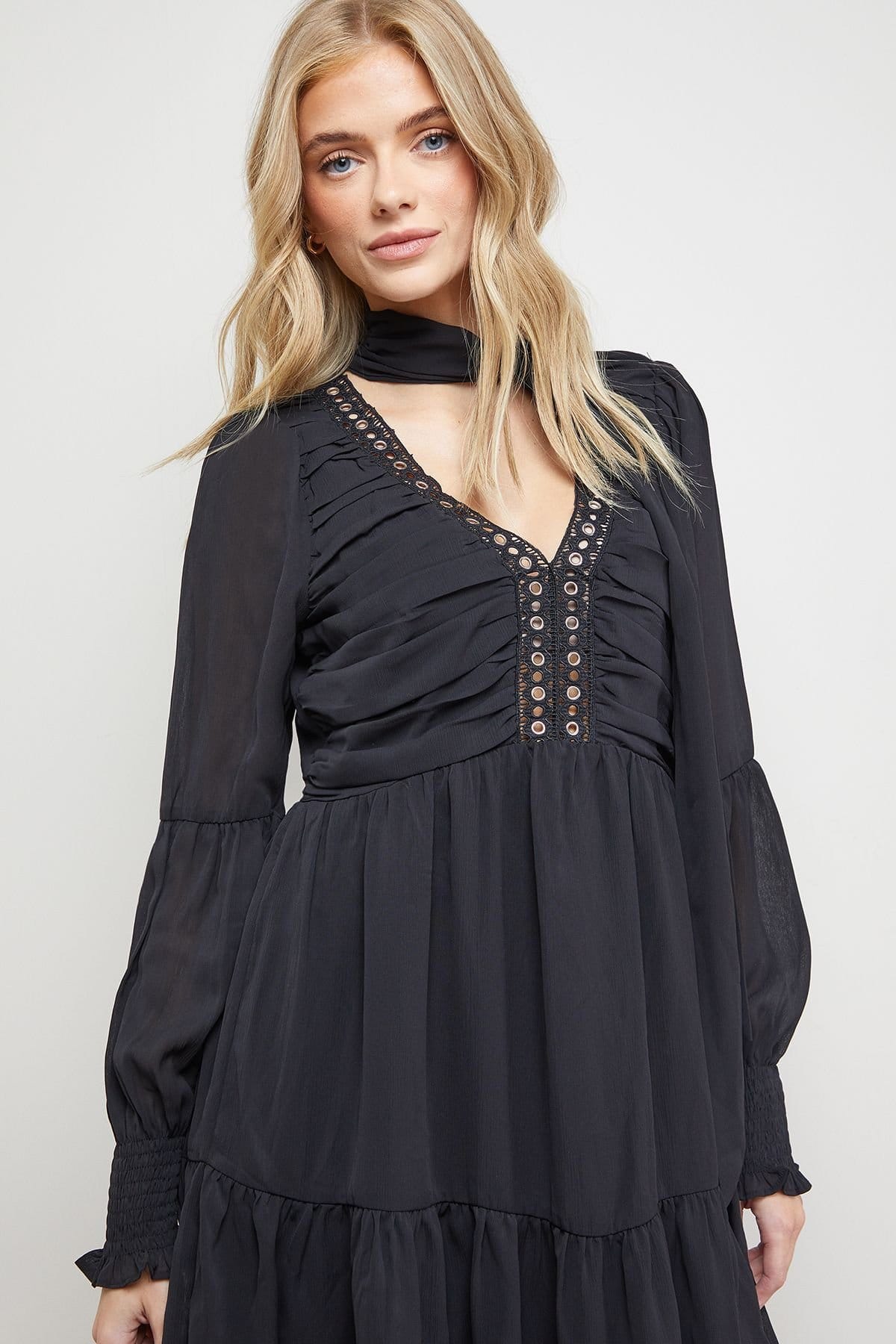 Oasis Oasis Women's Ruched Bow Tie Mini Dress With Stud Trim in Black - 4