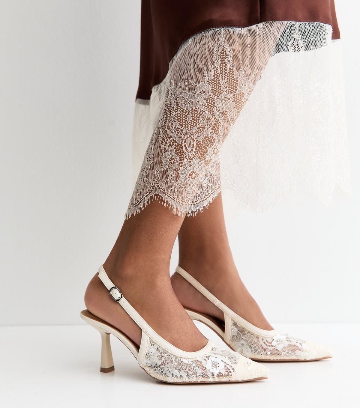 New Look Women's White Sequinned Floral Lace Slingback Court Shoes Vegan New Look