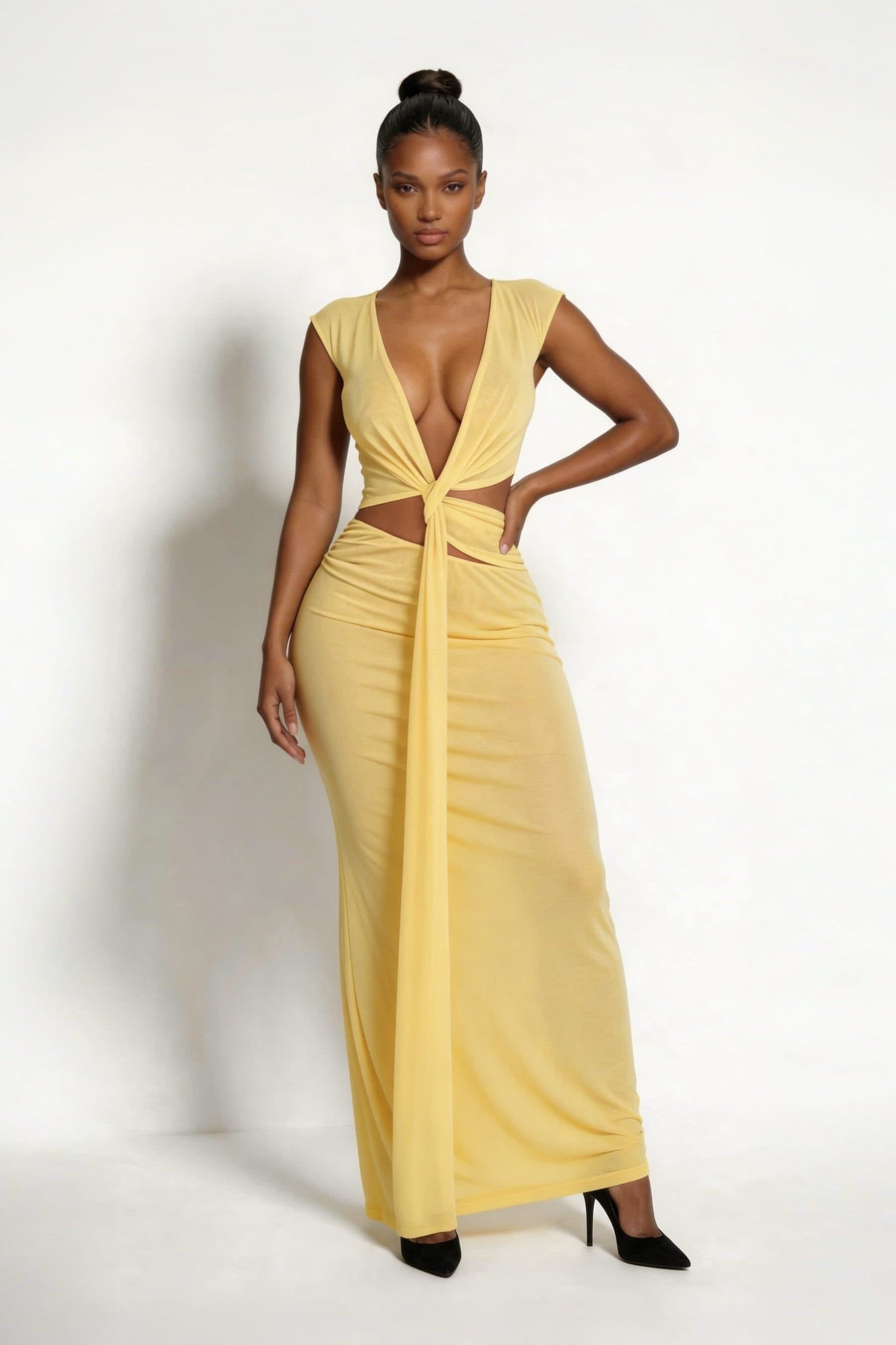 LEMONLUNAR LEMONLUNAR Women's The Elara Mesh Maxi Dress in Yellow