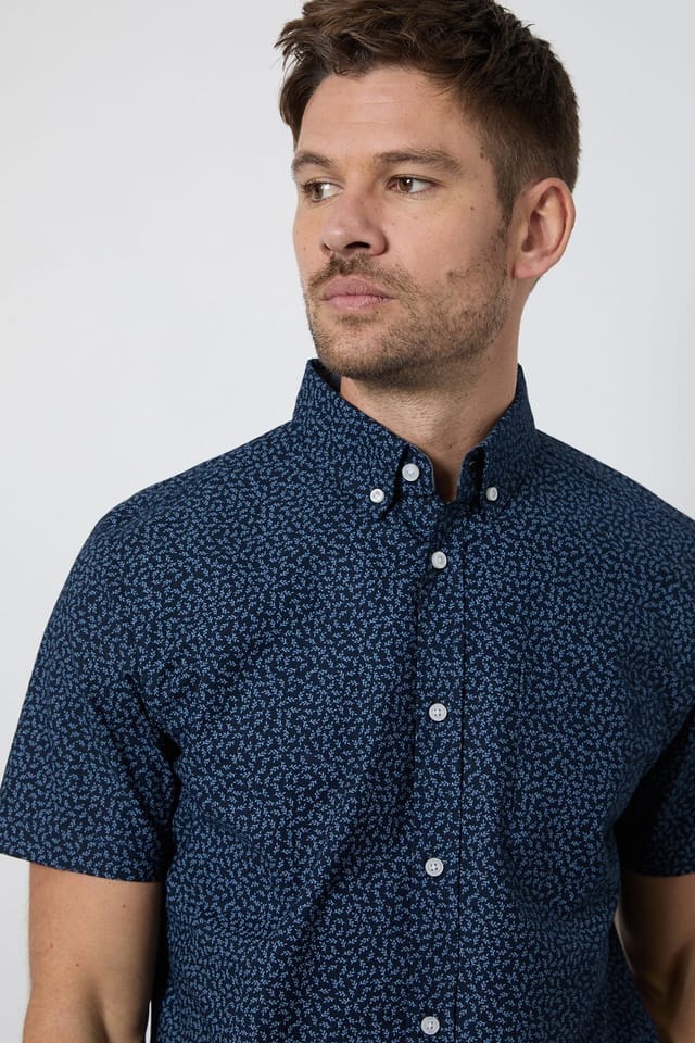 Maine Maine Men's Navy Floral Print Short Sleeve Shirt - 2