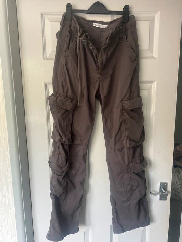 Bershka Bershka straight leg cargo pants