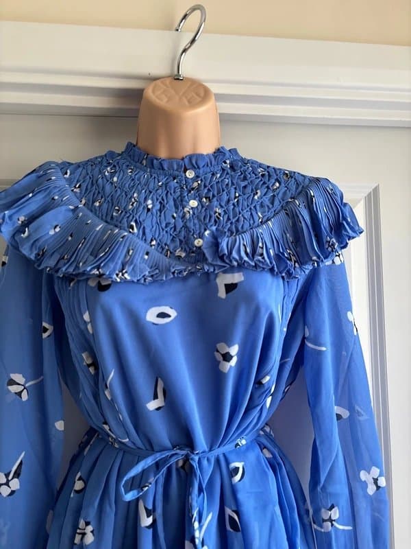 French Connection French Connection gorgeous belted dress Bhelle Crepe Pleat size XS, Bnwt, RRP £75