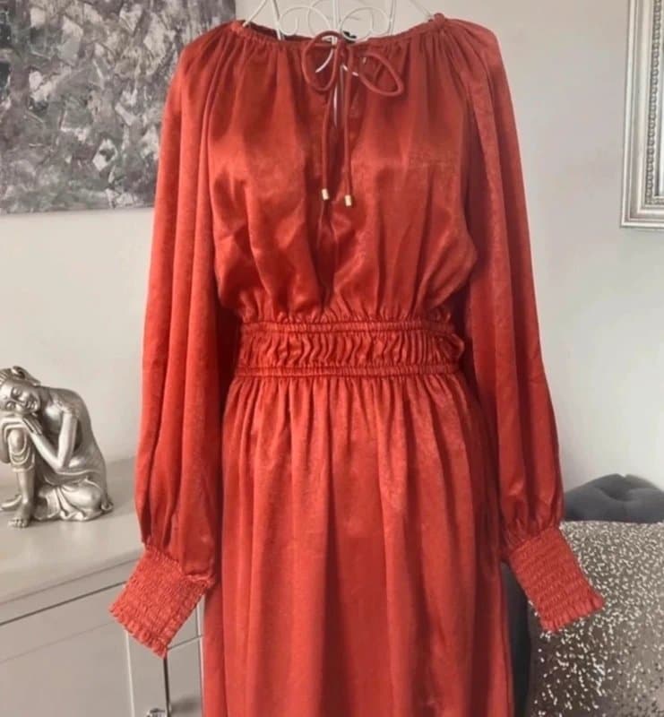 River Island NEW (no tags) River Island satin midi dress - beautiful details- UK 10