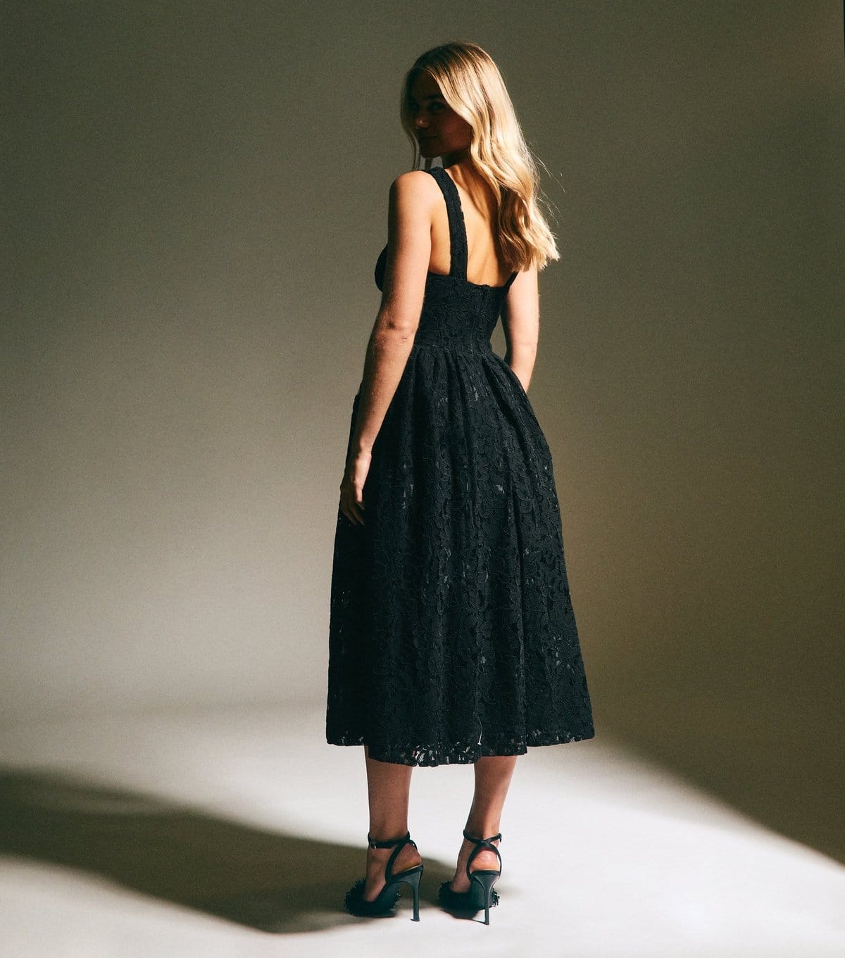 New Look Women's Black Lace Corset Midi Dress New Look - 4