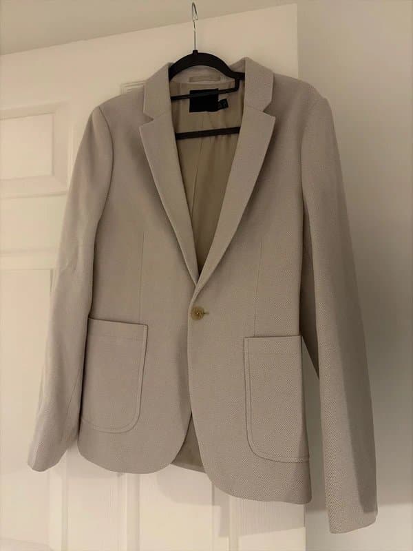 ASOS Men’s ASOS beige 36” short blazer