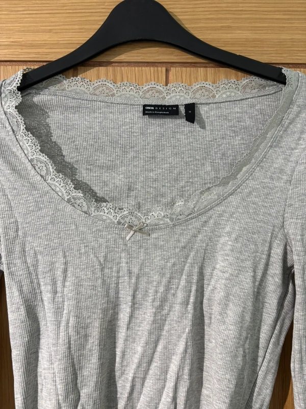 ASOS Design ASOS Design Grey Scoop Neck Lace Trim Bow Top - 1