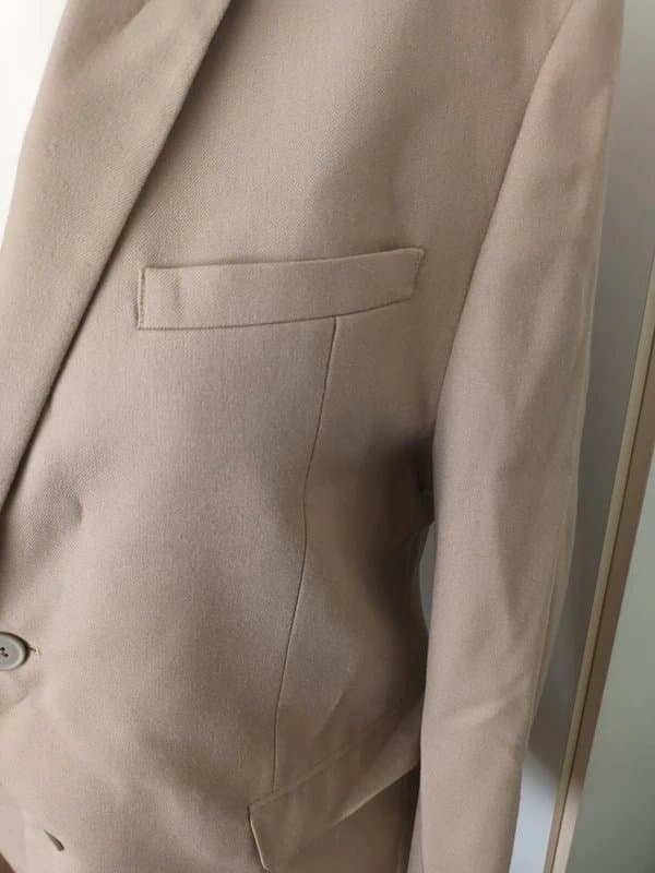 New Look men’s tan blazer