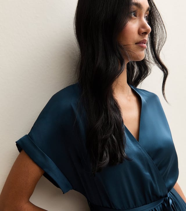 New Look Women's Navy Satin Pleated Wrap Midi Dress New Look - 2