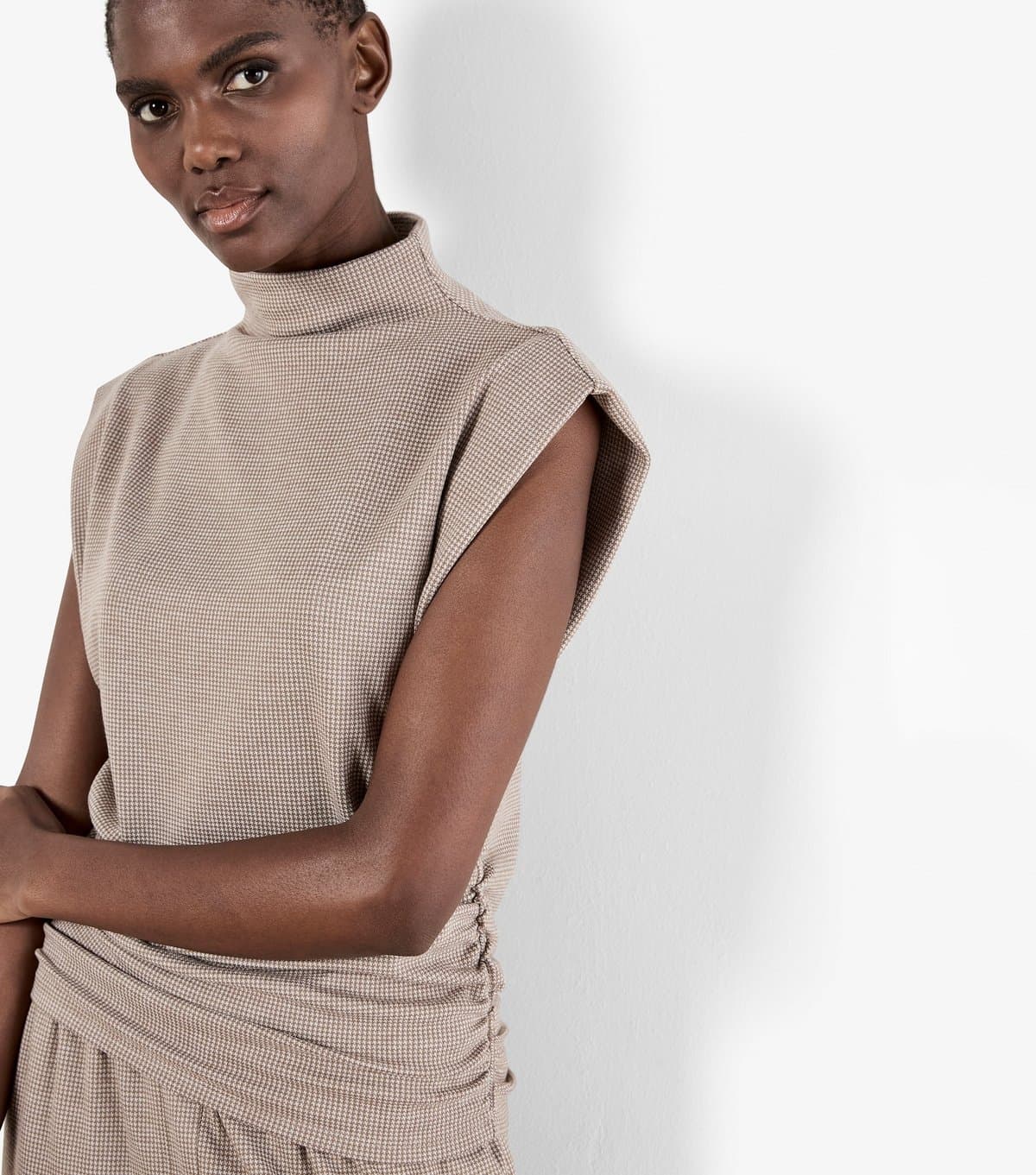 Apricot Women's Stone Dogtooth Side Ruched Top Apricot New Look