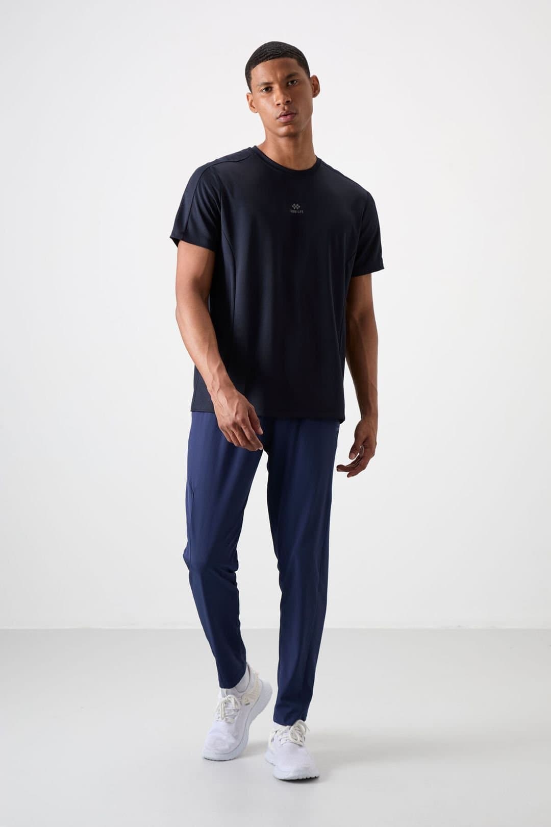 Tommy Life Tommy Life Men's Straight-leg Seamless Sweatpants in Navy