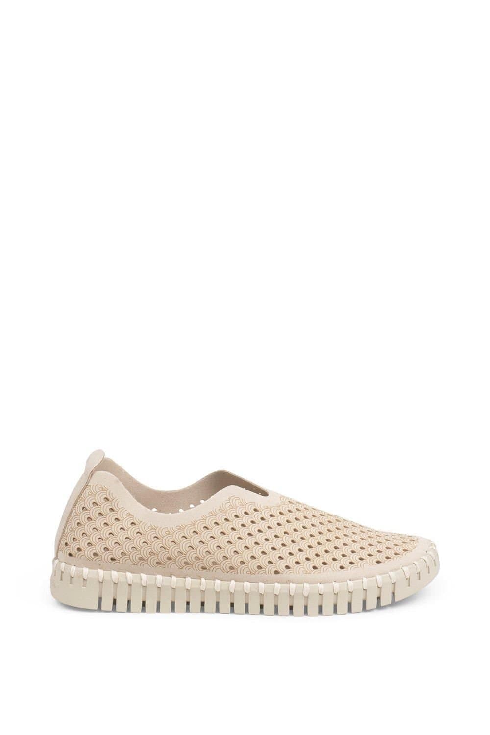 ILSE JACOBSEN Ilse Jacobsen Women's Tulip Laser Cut Out Shoe Cream