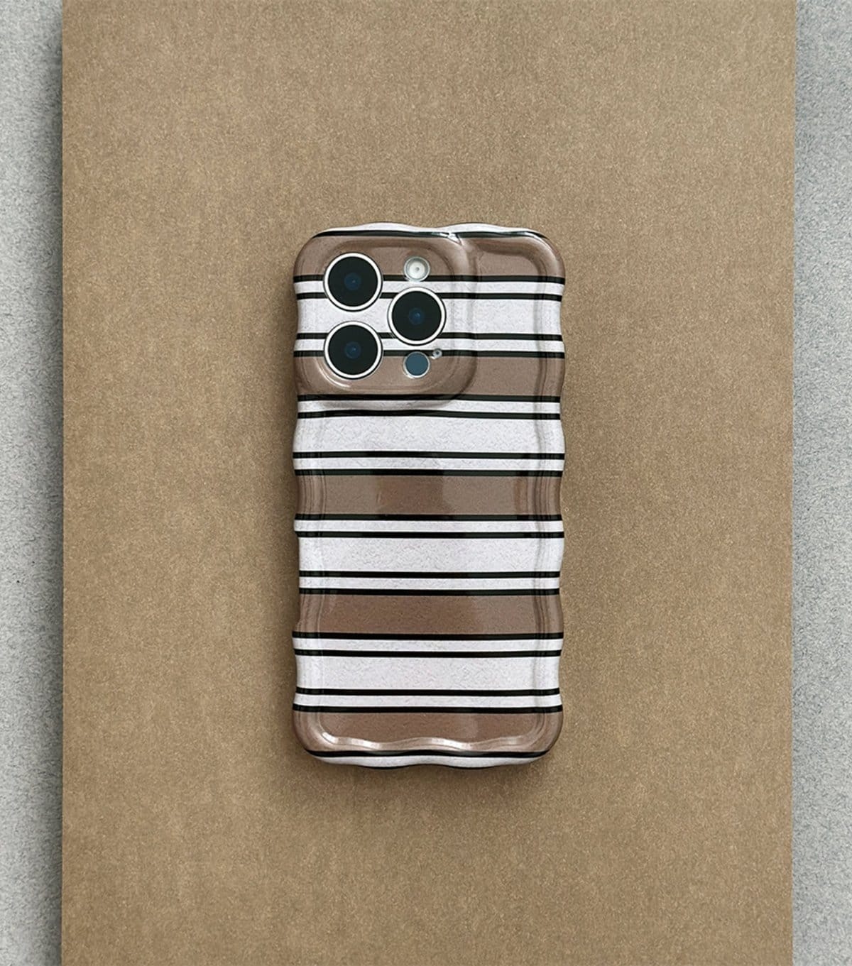 Coconut Lane Brown Retro Stripe Phone Case Coconut Lane New Look - 1